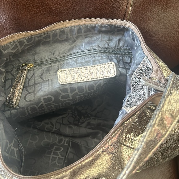 Kenneth Cole Reaction Shoulder Bag - Picture 7 of 12